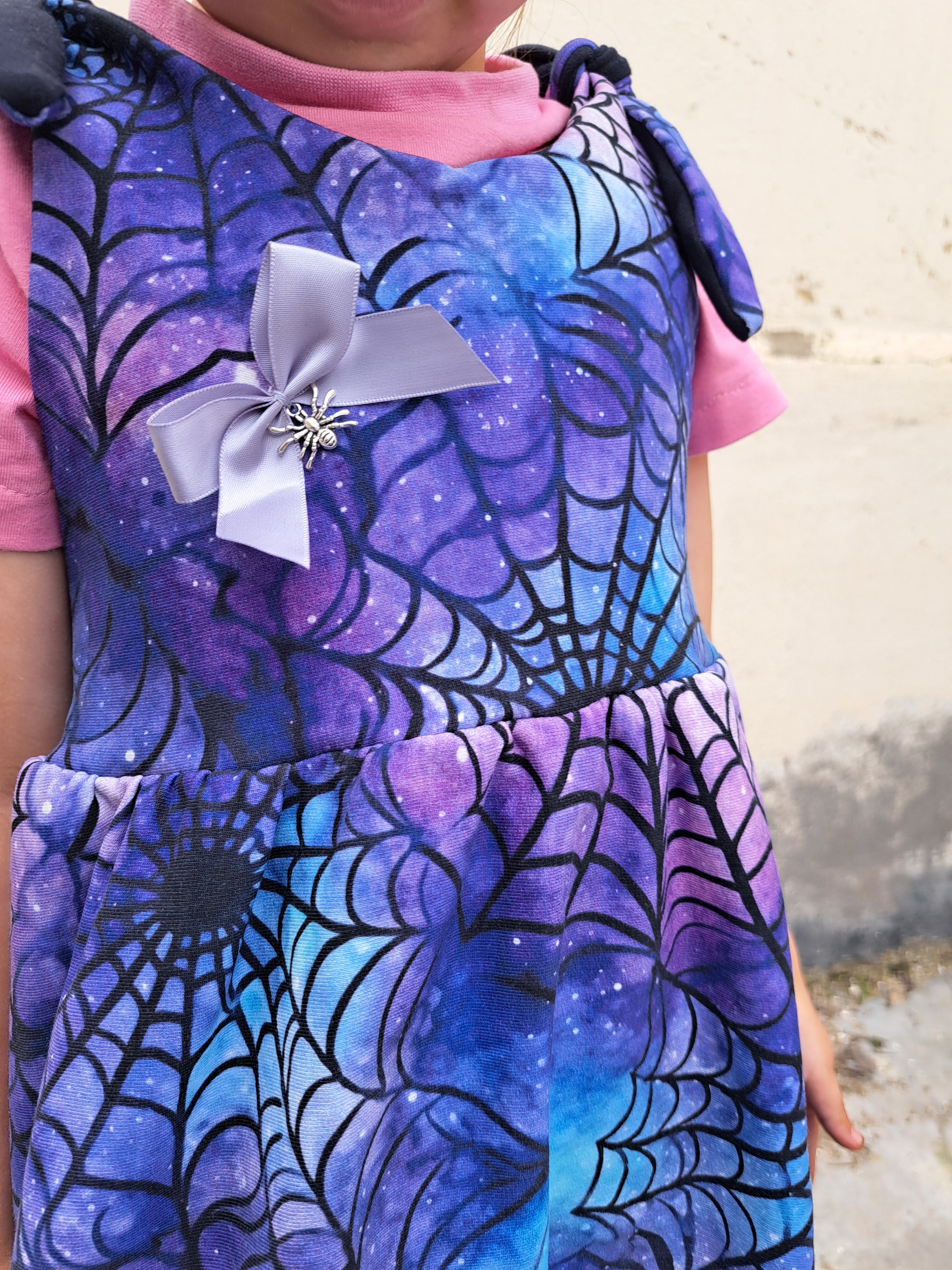 Spinnennetz lila Pastell Halloween Aktuelle Vorbestellung